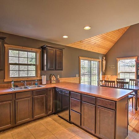 Updated Rural Retreat In New Haven Near Vineyards! Екстер'єр фото