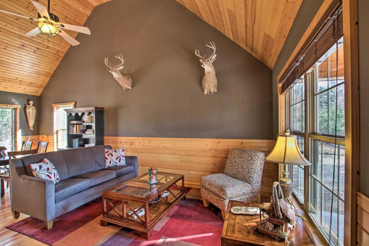 Updated Rural Retreat In New Haven Near Vineyards! Екстер'єр фото